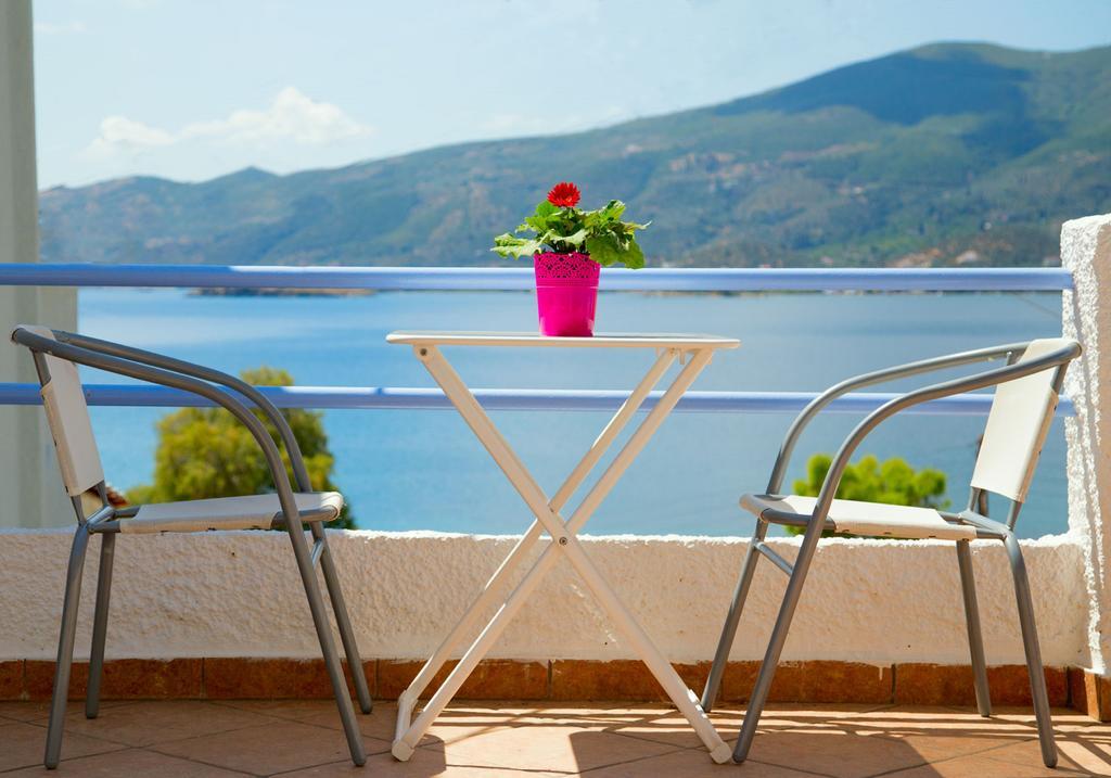 Theodora Rooms Poros Town Dış mekan fotoğraf