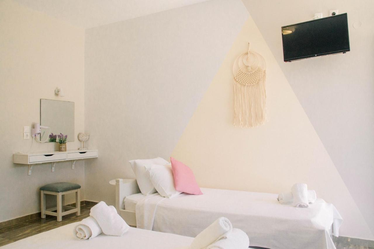 Theodora Rooms Poros Town Dış mekan fotoğraf