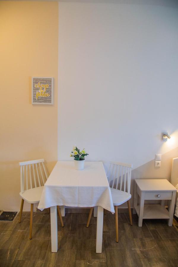 Theodora Rooms Poros Town Dış mekan fotoğraf