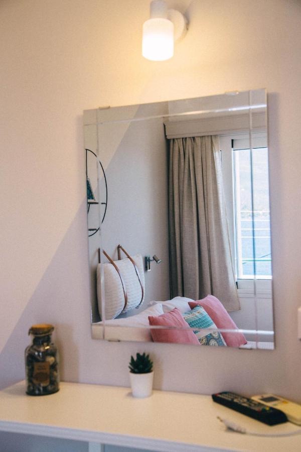 Theodora Rooms Poros Town Dış mekan fotoğraf
